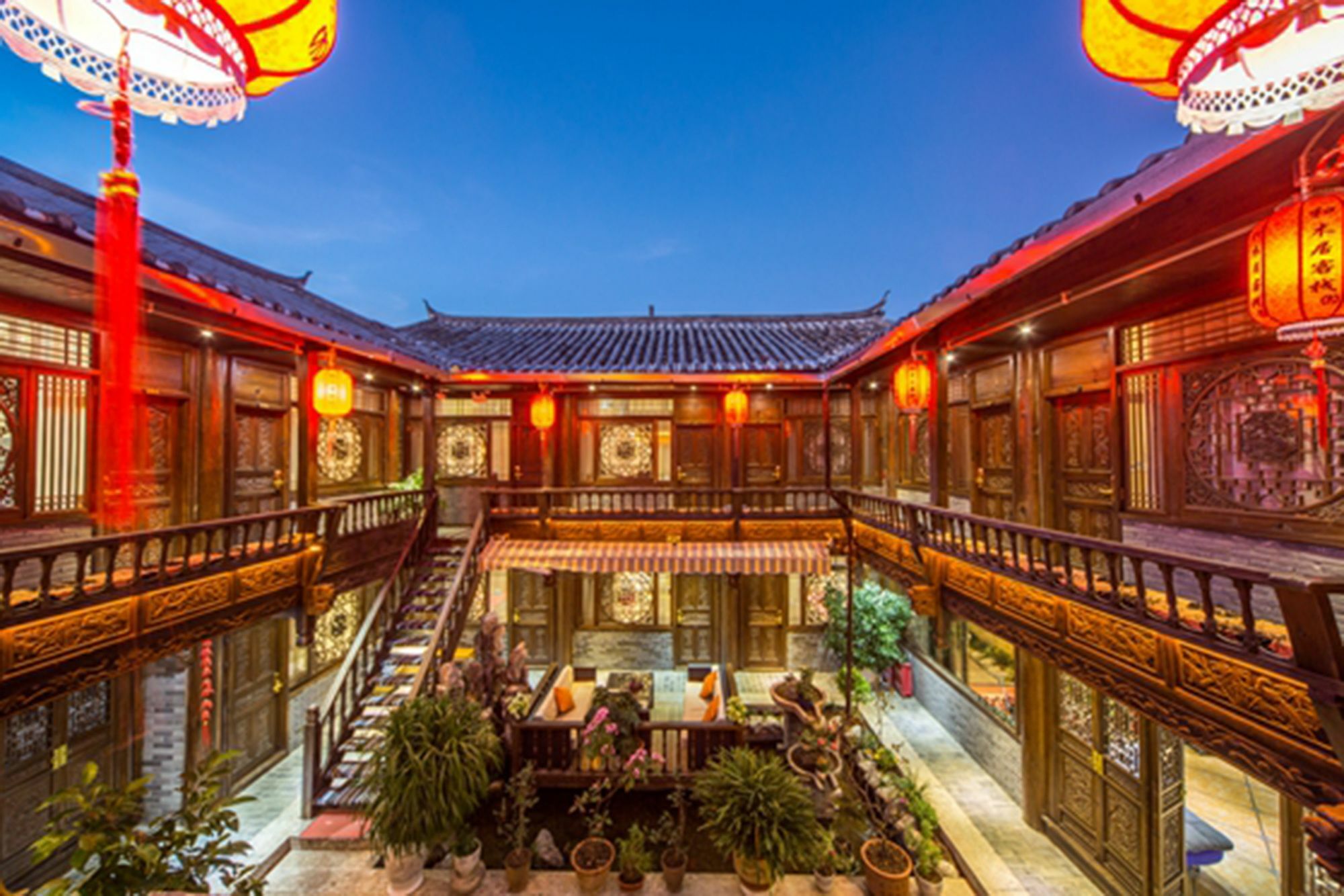 He Mu Ju Inn Zhongyi Branch Lijiang  Buitenkant foto
