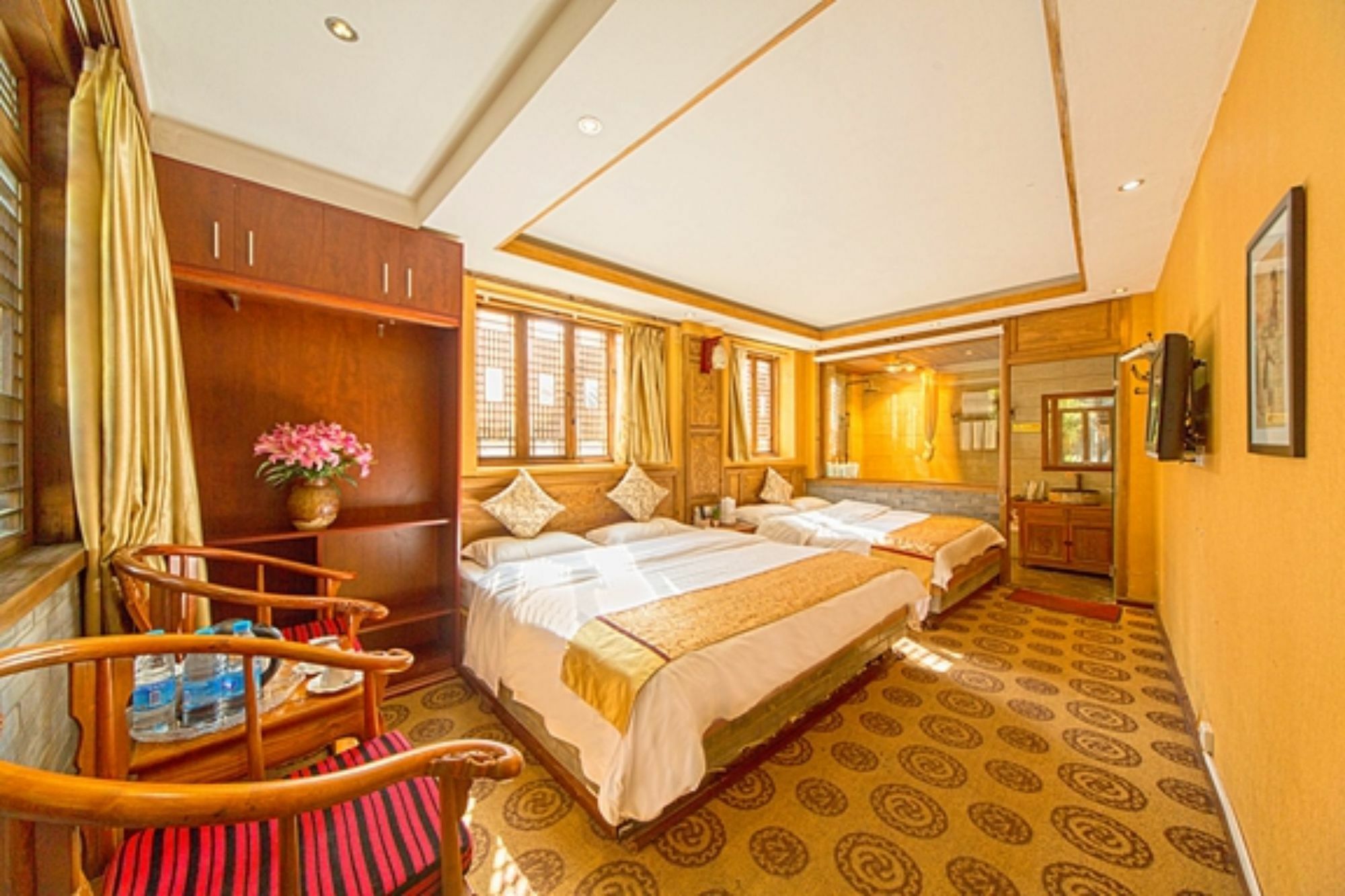 He Mu Ju Inn Zhongyi Branch Lijiang  Buitenkant foto